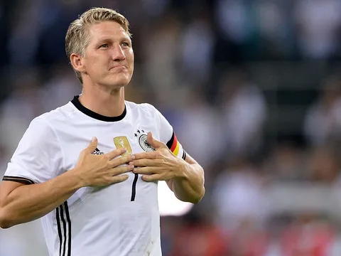 Những pha xử lý đẳng cấp của Schweinsteiger