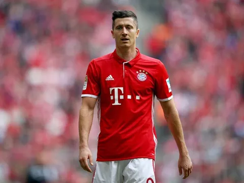 Nội tình Bayern càng thêm rắc rối vì Lewandowski
