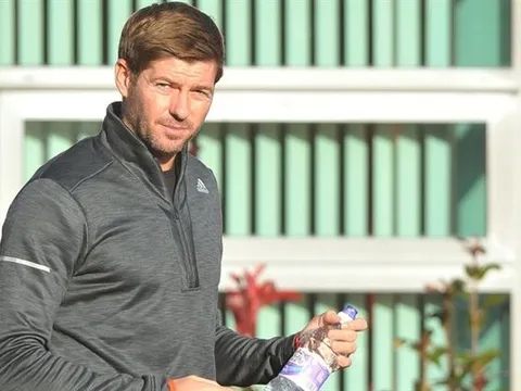 Nóng: Gerrard đã quay trở lại Liverpool