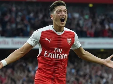 Nóng: 'Ký nháy' với Arsenal, nhưng Oezil vẫn mơ về Real