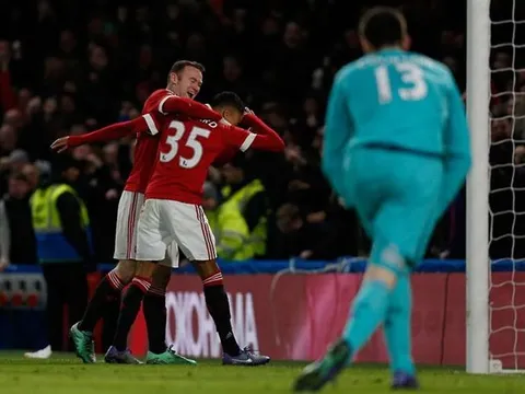 Nóng: Rooney vẫn được Mourinho tin dùng trong trận đấu với Liverpool