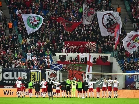 Hai hiện tượng lạ đời thống trị tốp đầu Bundesliga