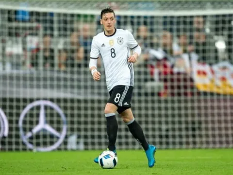 Mesut Oezil, "chuyên gia" tạo cảm hứng cho đội tuyển Đức
