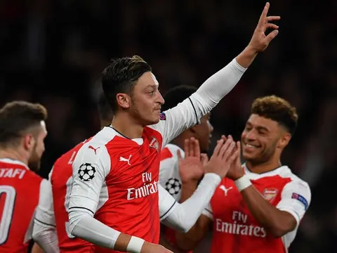 Vì sao Oezil chưa trở thành huyền thoại của Arsenal?