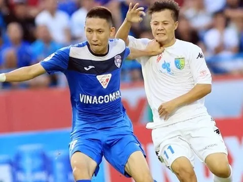 Ồn ào Nghiêm Xuân Tú