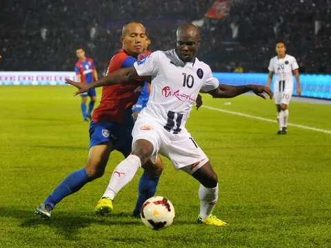 Cựu tiền đạo Sông Lam Nghệ An gia nhập CLB Ligue 1