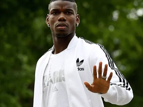 Real Madrid yêu cầu Pogba khoan hãy đến Man Utd