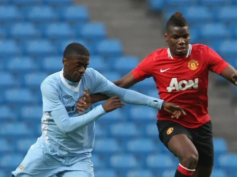 M.U không có điều khoản mua lại Pogba