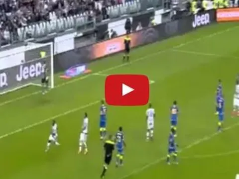 Pha đá phạt khó đỡ của Paul Pogba