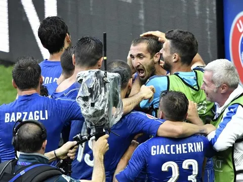 Pha phản công cực sắc bén của Italia vs TBN