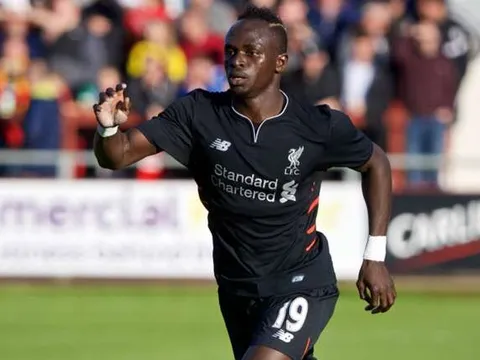 Pha solo ghi bàn hoàn hảo của Sadio Mane