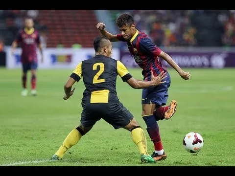 Phát rồ với kỹ năng rê bóng của Neymar