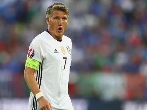 Với Schweinsteiger, Mourinho đã sai lầm