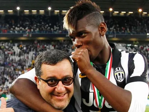 Mino Raiola dội 'gáo nước lạnh' vào Man United trong vụ Pogba