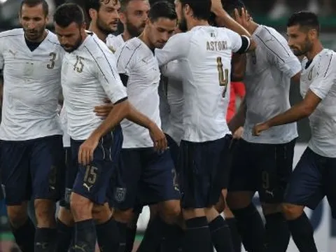 Pogba kiến tạo, Martial ghi bàn, Pháp đánh bại Italia