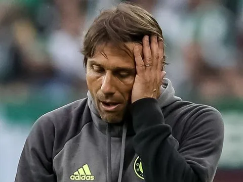 Premier League chưa đá, Conte đã lo sốt vó