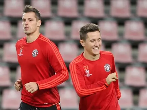 Các đội bóng lớn ở Premier League: "Nóng" ở khu trung tâm