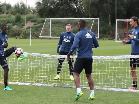 Man United tập 'bài lạ' trước trận tranh Siêu cúp