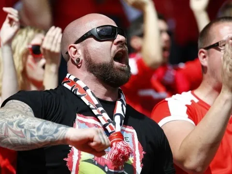 Những cổ động viên 'hổ báo' nhất ở các khán đài EURO 2016