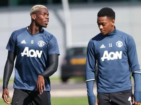 Buổi tập tràn đầy tiếng cười của dàn sao Man United