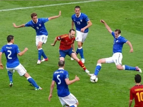 Top 5 tiền vệ Paul Scholes ngưỡng mộ không có Pirlo và Zidane
