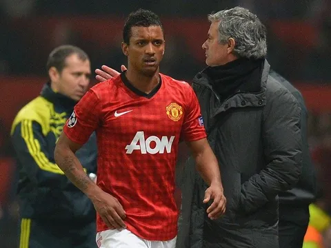 Luis Nani sáng cửa trở lại Man United