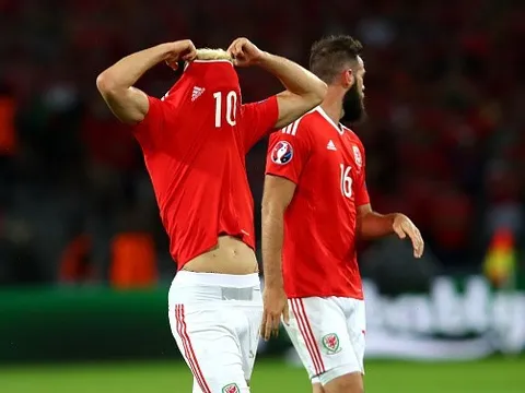 Aaron Ramsey, kẻ lỡ vận trong ngày lịch sử của Xứ Wales
