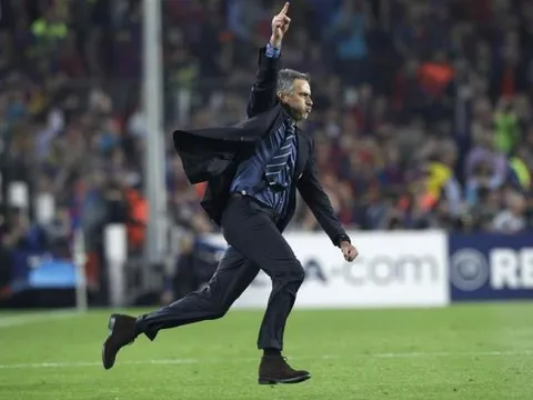 Mourinho đã làm điều không HLV nào làm được sau 79 năm