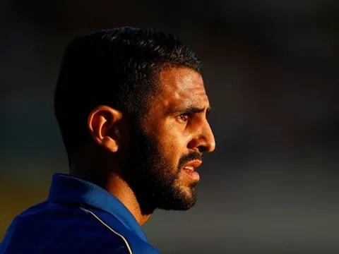 Nóng: Mahrez chắc chắn ở lại Leicester