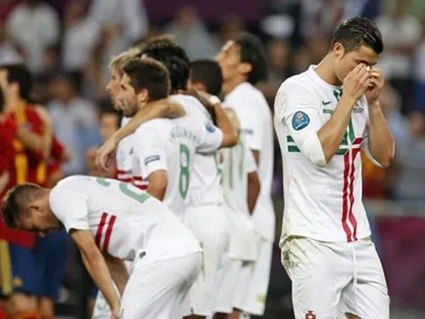 Cristiano Ronaldo và nỗi đau trong màu áo đội tuyển