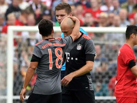 Arjen Robben lại chấn thương, Sané sẽ về Bayern thay thế?