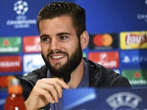 Roma quyết rút ruột Real Madrid
