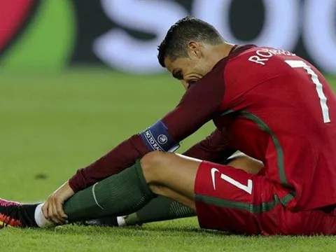 Ronaldo: "Iceland ăn mừng như thể vô địch EURO"