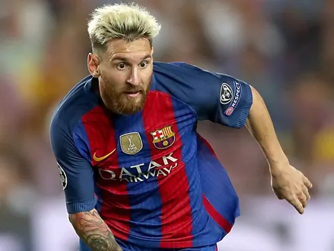 Ronaldo có thấy hat-trick của Messi?
