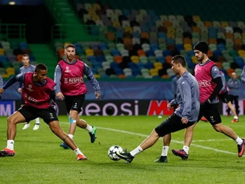 Ronaldo gồng mình chuẩn bị cho ngày đi 'săn vé' của Real