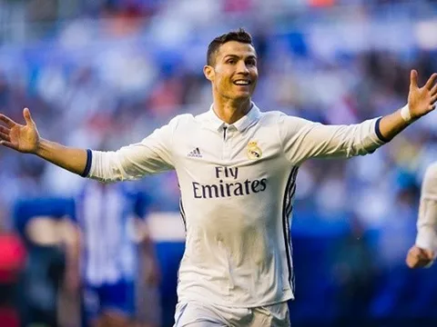 Ronaldo ký hợp đồng mới với Real tuần tới