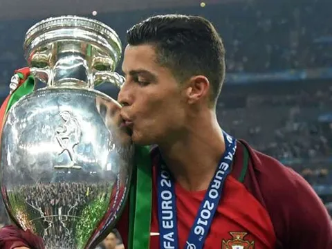 Ronaldo thậm chí còn chưa vĩ đại nhất bóng đá Bồ Đào Nha