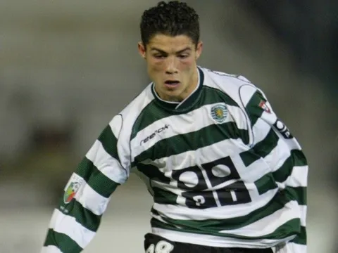 Ronaldo thể hiện như thế nào trong lần đầu gặp Sir Alex?