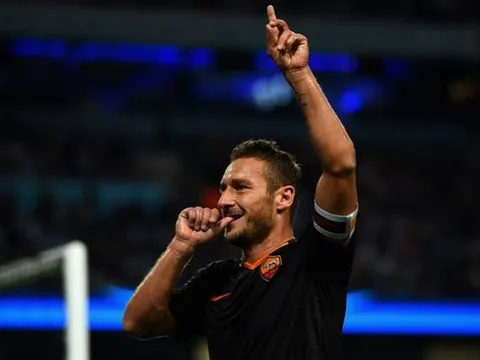 Ronaldo: Totti là cảm hứng cho các cầu thủ trẻ