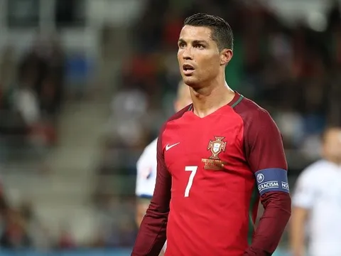 Ronaldo biến Bồ Đào Nha thành đội bóng nhàm chán