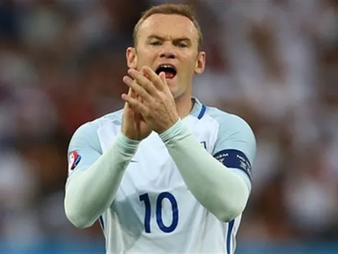Rooney sẽ trở lại đá chính trên hàng công của Tam Sư