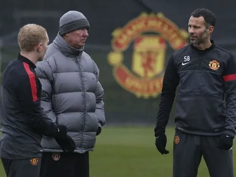 Ryan Giggs vẫn còn sốc vì Sir Alex