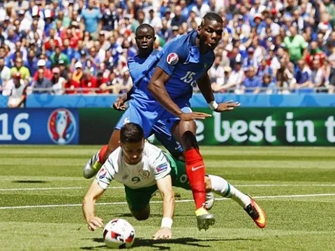 Sai lầm tai hại của Paul Pogba vs CH Ireland