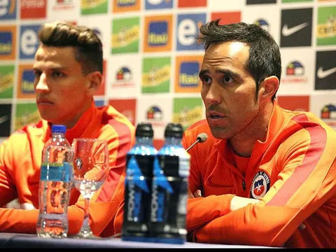 Sanchez, Bravo ôm hận vì cổ động viên