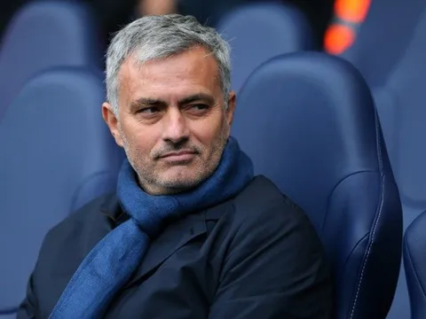 Sang M.U, Mourinho quyết "dứt tình" với Chelsea