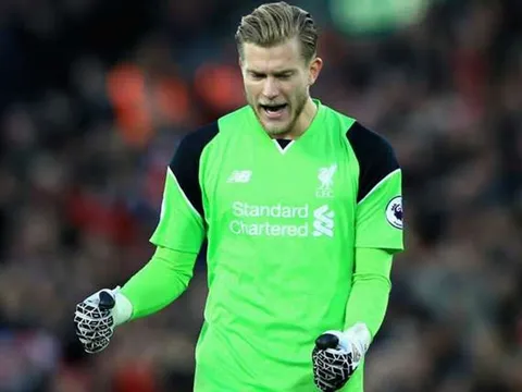 Sao Liverpool loại Man United khỏi cuộc đua vô địch