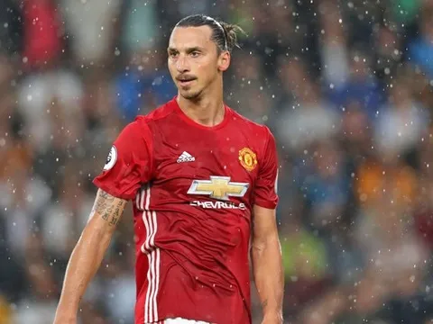 Sao Man United sánh ngang Neymar, Suarez
