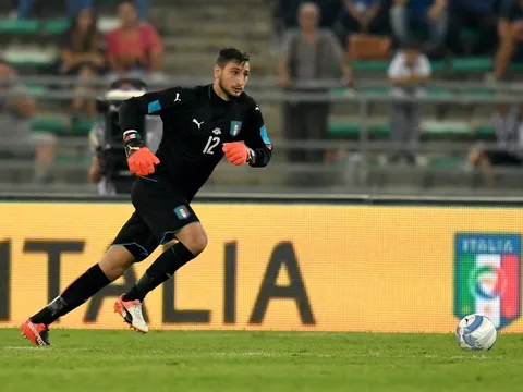Sao trẻ AC Milan đi vào lịch sử bóng đá Italia