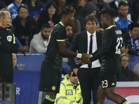 Sao trẻ Chelsea phá kỷ lục không ai muốn