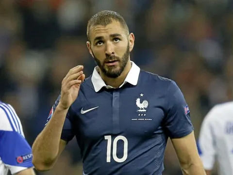 Scandal vẫn chưa buông tha Benzema